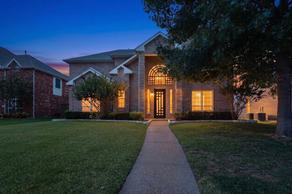 409 Graywood Court, Coppell, TX 75019