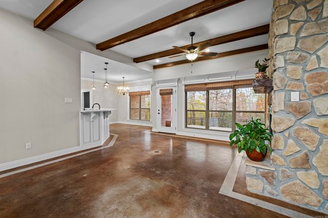 409 Cobblestone Dr, Cabot, AR 72023