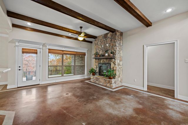 409 Cobblestone Dr, Cabot, AR 72023