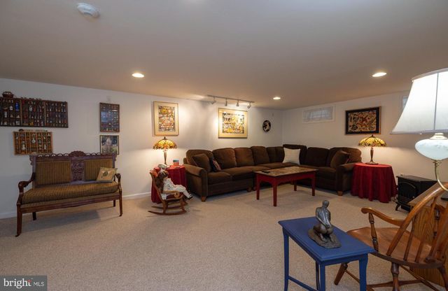 2619 KIMBROUGH DR, Wilmington, DE 19810