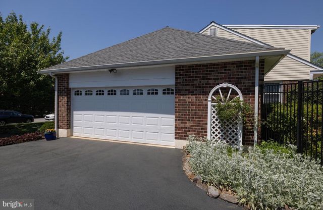 2619 KIMBROUGH DR, Wilmington, DE 19810