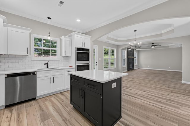 1261 Mourning Cloak Dr, Clarksville, TN 37043