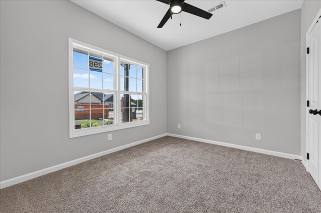 1261 Mourning Cloak Dr, Clarksville, TN 37043