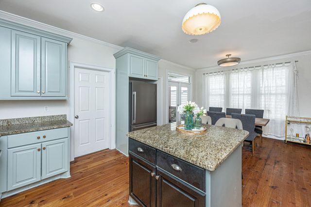 3006 S Shore Drive, Charleston, SC 29407