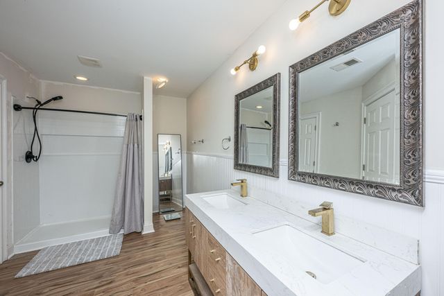 3006 S Shore Drive, Charleston, SC 29407