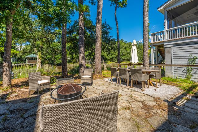 3006 S Shore Drive, Charleston, SC 29407