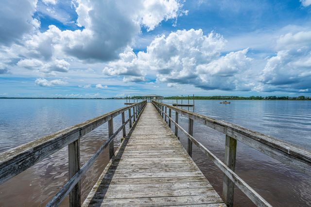 3006 S Shore Drive, Charleston, SC 29407