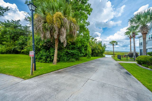 3006 S Shore Drive, Charleston, SC 29407