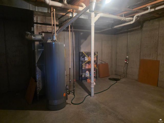 706 Ash, Abilene, KS 67410