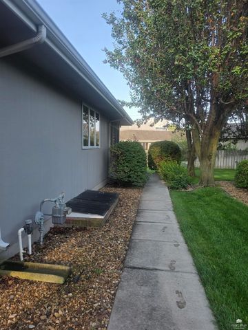 706 Ash, Abilene, KS 67410