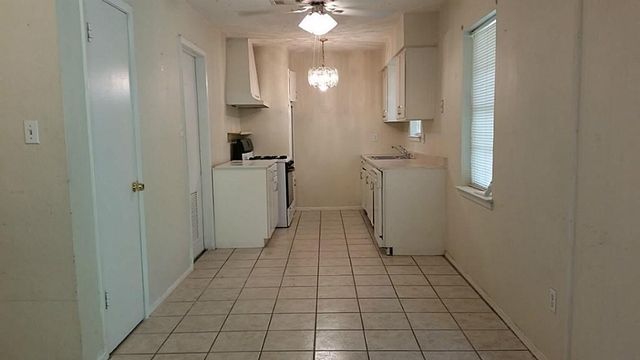 5519 Mendota Lane, Houston, TX 77032