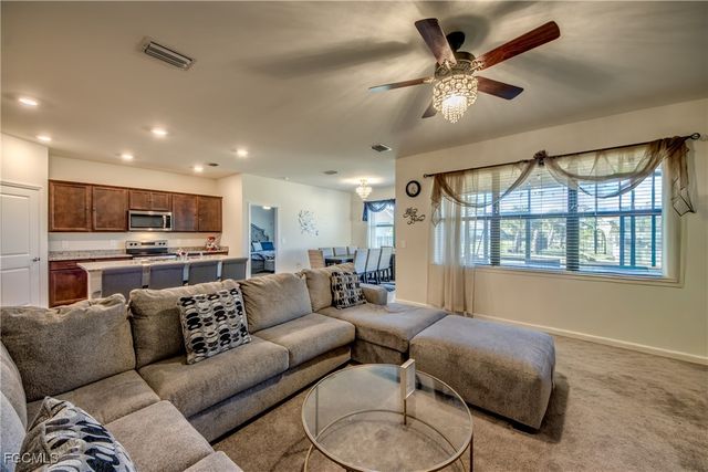 3647 Rain Lily LN, Alva, FL 33920