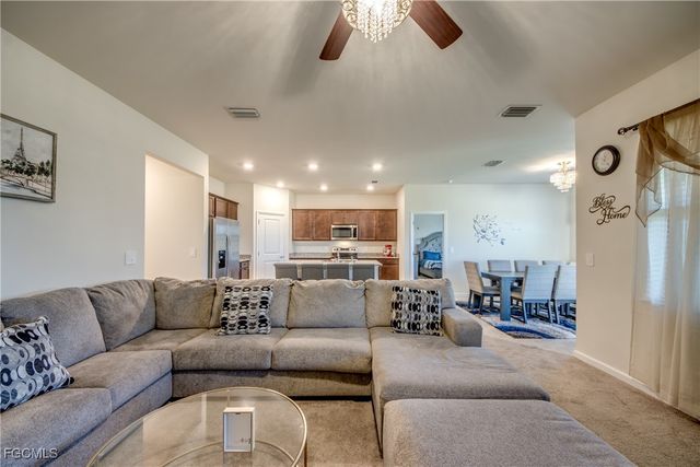 3647 Rain Lily LN, Alva, FL 33920