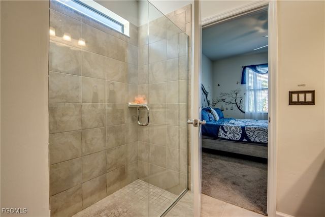 3647 Rain Lily LN, Alva, FL 33920