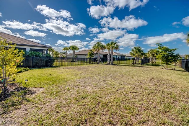 3647 Rain Lily LN, Alva, FL 33920