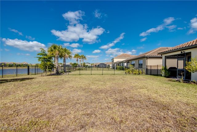 3647 Rain Lily LN, Alva, FL 33920