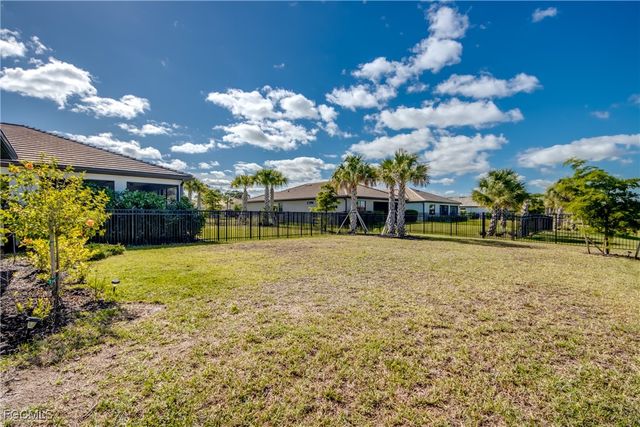 3647 Rain Lily LN, Alva, FL 33920