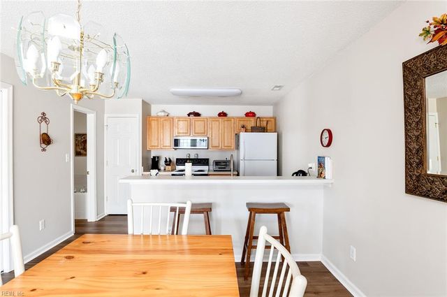 2104 Westgate CIR, Williamsburg, VA 23185