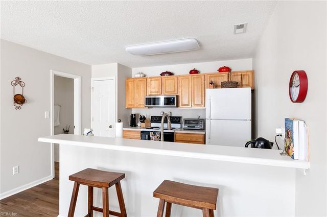 2104 Westgate CIR, Williamsburg, VA 23185