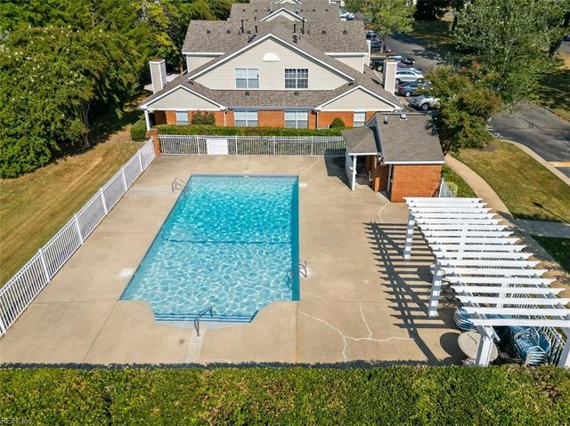 2104 Westgate CIR, Williamsburg, VA 23185