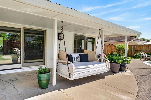 2910 Huntington Rd, Sacramento, CA 95864