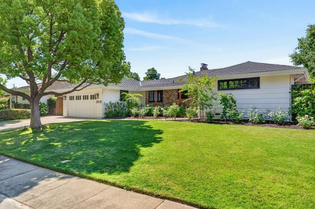 2910 Huntington Rd, Sacramento, CA 95864