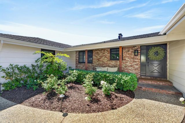 2910 Huntington Rd, Sacramento, CA 95864