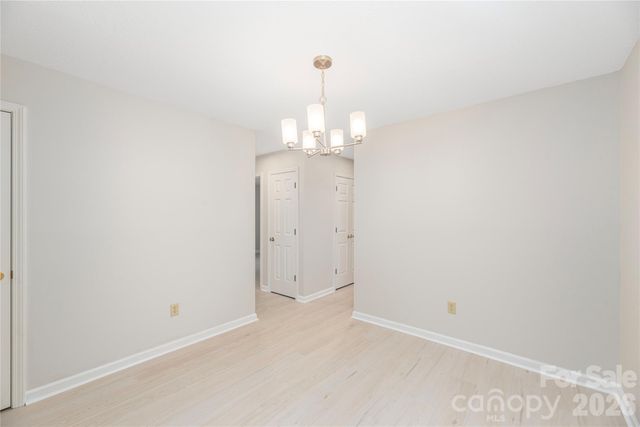 409 Carlyle Way, Asheville, NC 28803