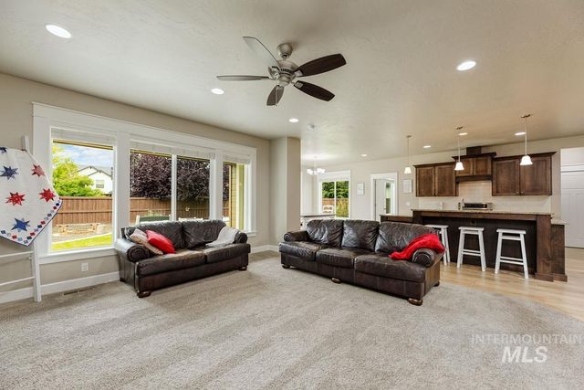 5855 N Channing Way, Meridian, ID 83646