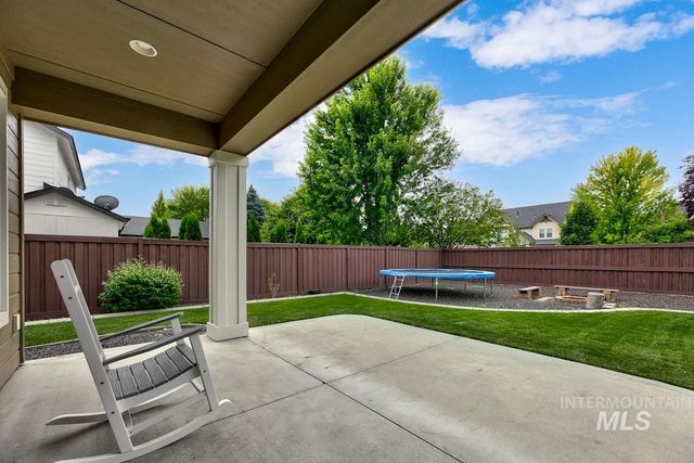 5855 N Channing Way, Meridian, ID 83646