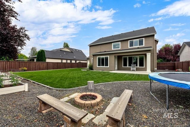 5855 N Channing Way, Meridian, ID 83646