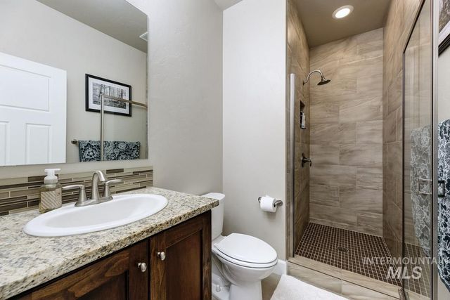 5855 N Channing Way, Meridian, ID 83646