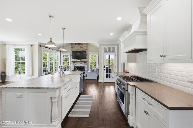 13401 Longwood Ln, Goshen, KY 40026