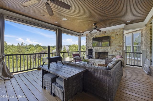 13401 Longwood Ln, Goshen, KY 40026