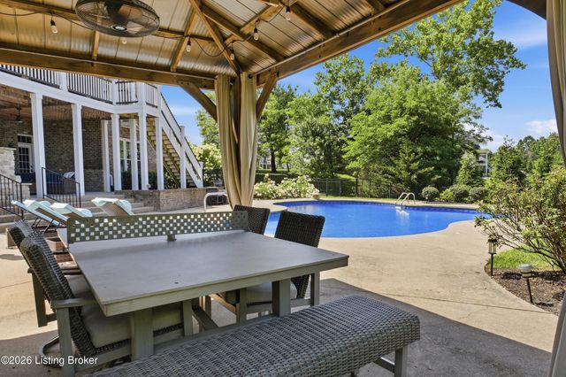 13401 Longwood Ln, Goshen, KY 40026