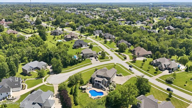 13401 Longwood Ln, Goshen, KY 40026