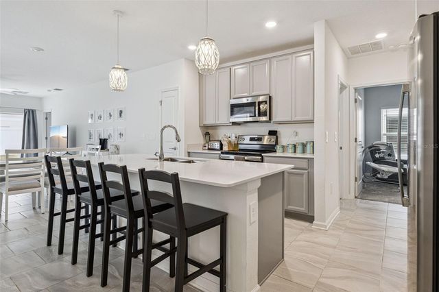 6836 PERCH HAMMOCK LOOP, Groveland, FL 34736