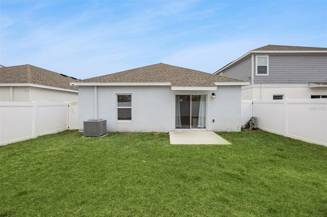 6836 PERCH HAMMOCK LOOP, Groveland, FL 34736