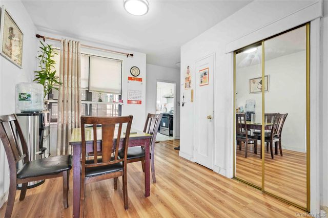 25-40 Union Street 4E, Flushing, NY 11354