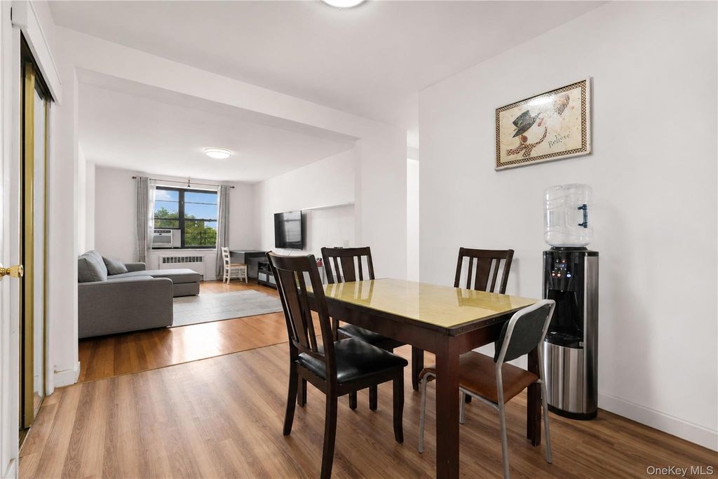 25-40 Union Street 4E, Flushing, NY 11354 — photo 5