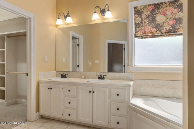 200 Croft Row, Lafayette, LA 70503