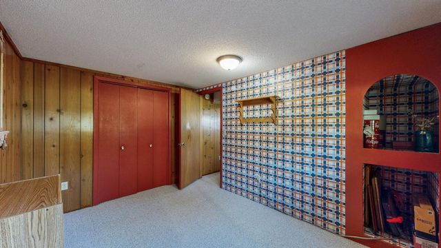 10 Hillcrest Court SW, Pine Island, MN 55963