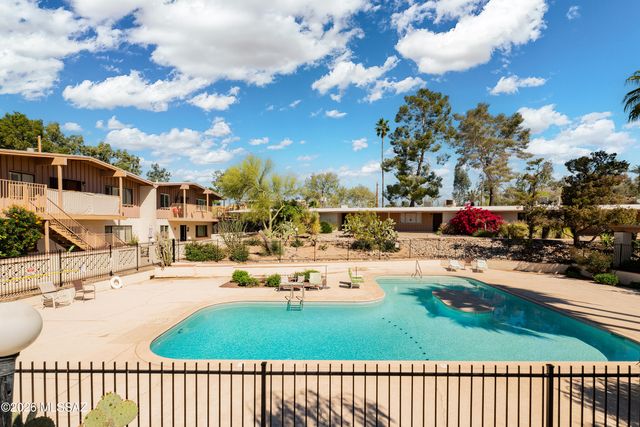 5901 N Oracle Rd Apt 28, Tucson, AZ 85704