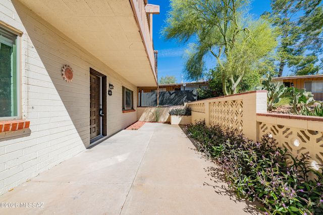 5901 N Oracle Rd Apt 28, Tucson, AZ 85704