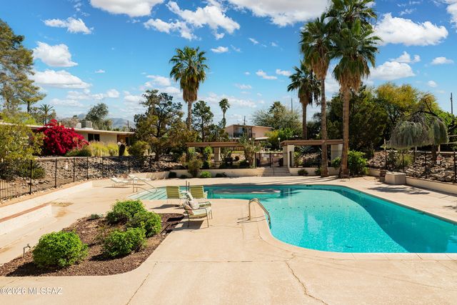 5901 N Oracle Rd Apt 28, Tucson, AZ 85704