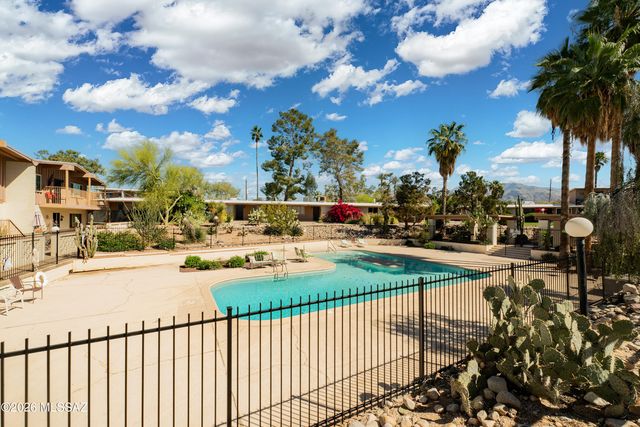 5901 N Oracle Rd Apt 28, Tucson, AZ 85704