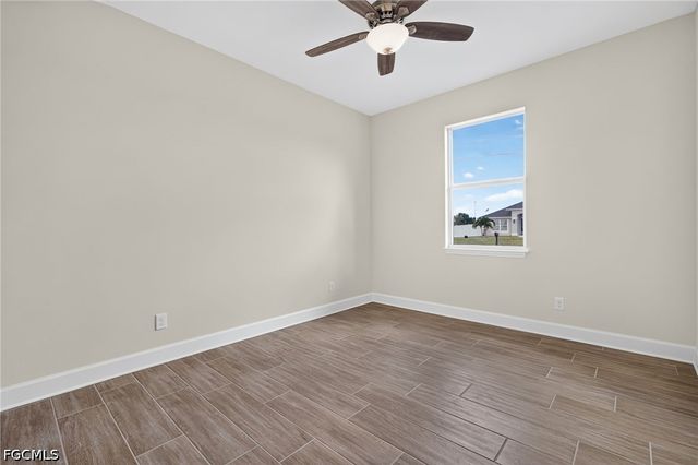 629 SW 13th ST, Cape Coral, FL 33914