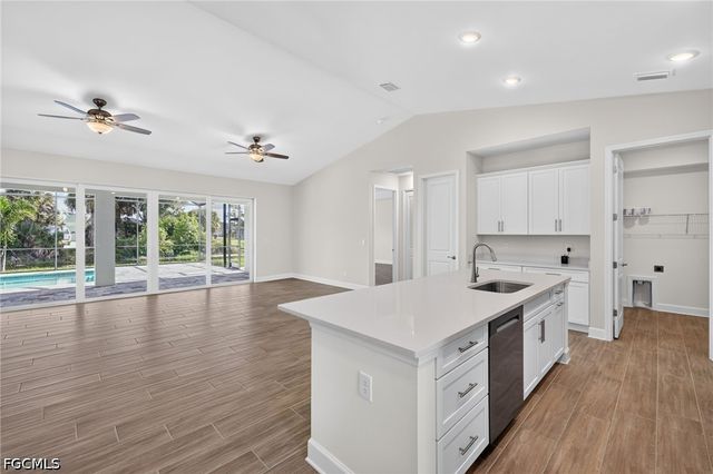 629 SW 13th ST, Cape Coral, FL 33914