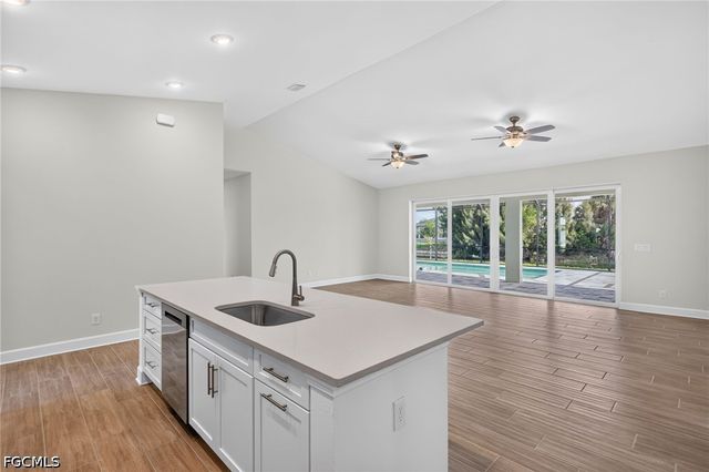 629 SW 13th ST, Cape Coral, FL 33914
