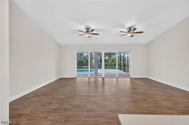 629 SW 13th ST, Cape Coral, FL 33914